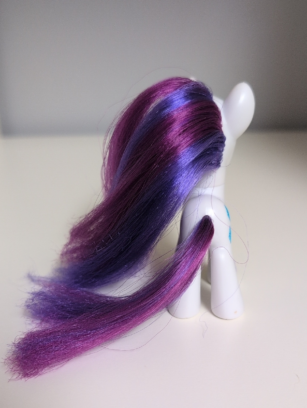 💜2/$20💜 My Little Pony Rarity 3" MLP Collectible Horse Figure G4 2010 Hasbro - Picture 6 of 8